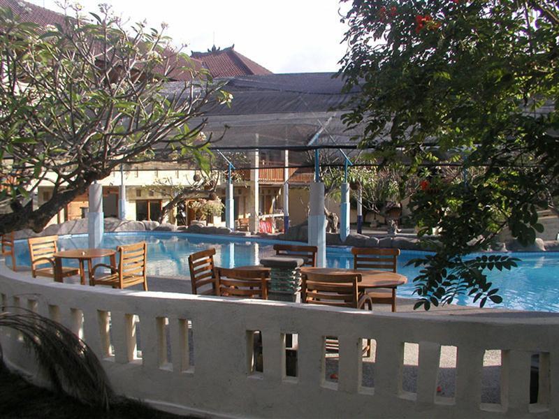 Oyo 2334 Melka Excelsior Hotel Singaraja Exterior foto